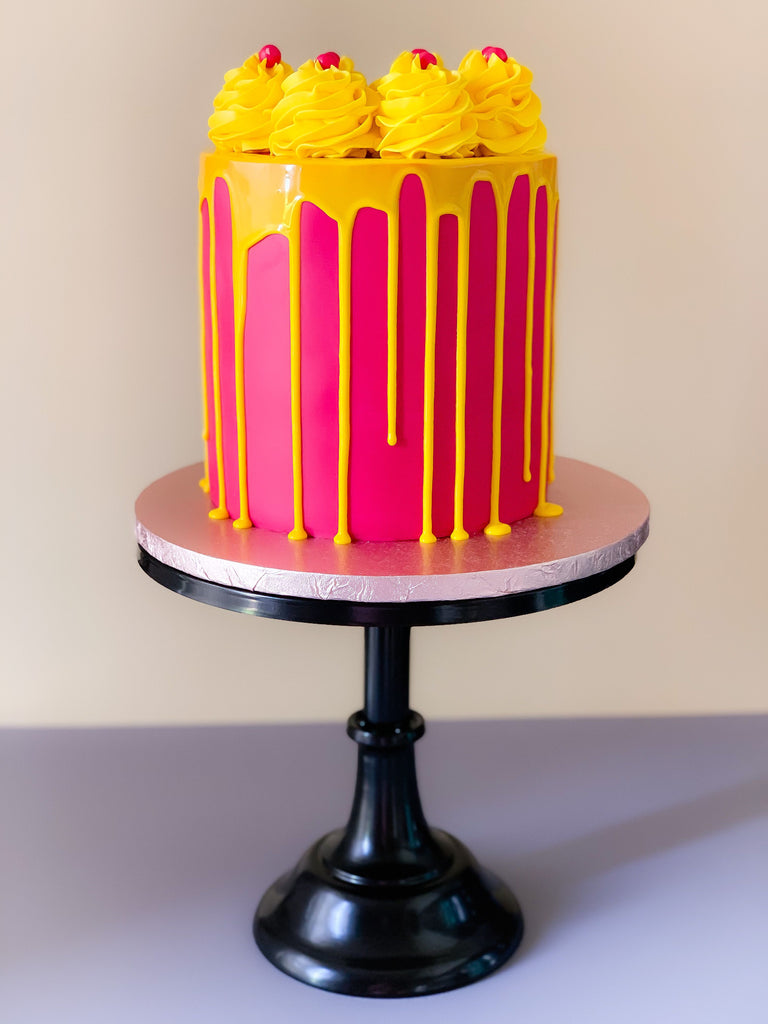gâteau au chocolat  Gâteau d'anniversaire – CAKE N CHILL DUBAI