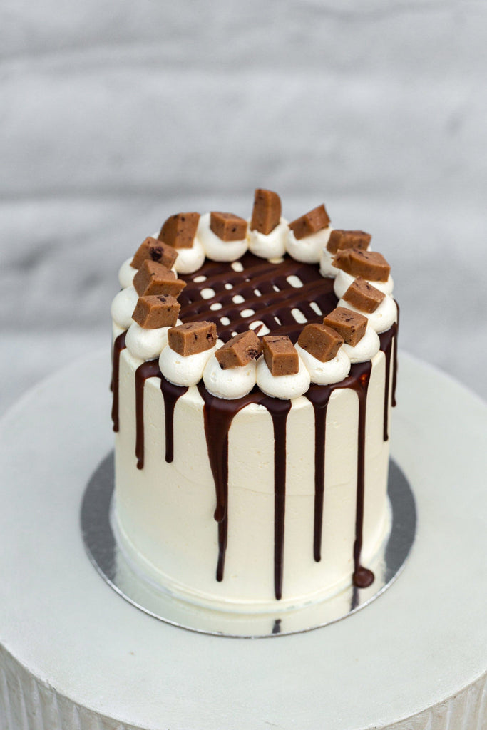 Gâteau d'anniversaire au chocolat goutte à goutte Minecraft TNT – CAKE N  CHILL DUBAI