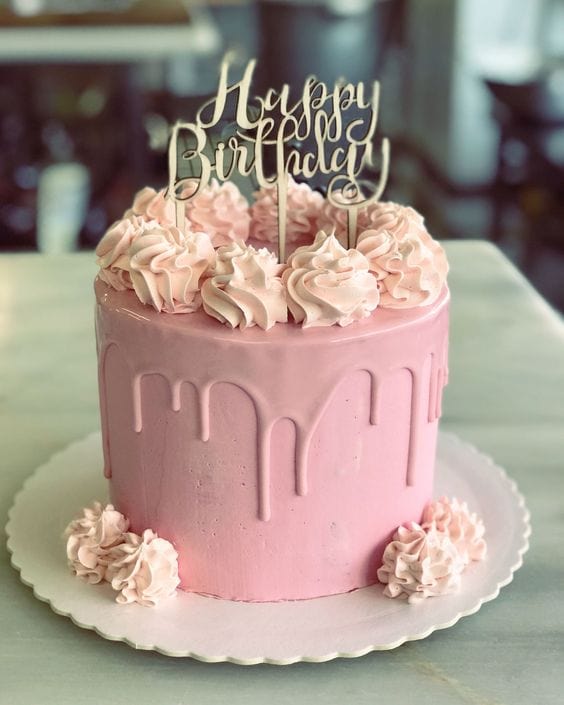 Gâteau d'anniversaire d'amour – CAKE N CHILL DUBAI